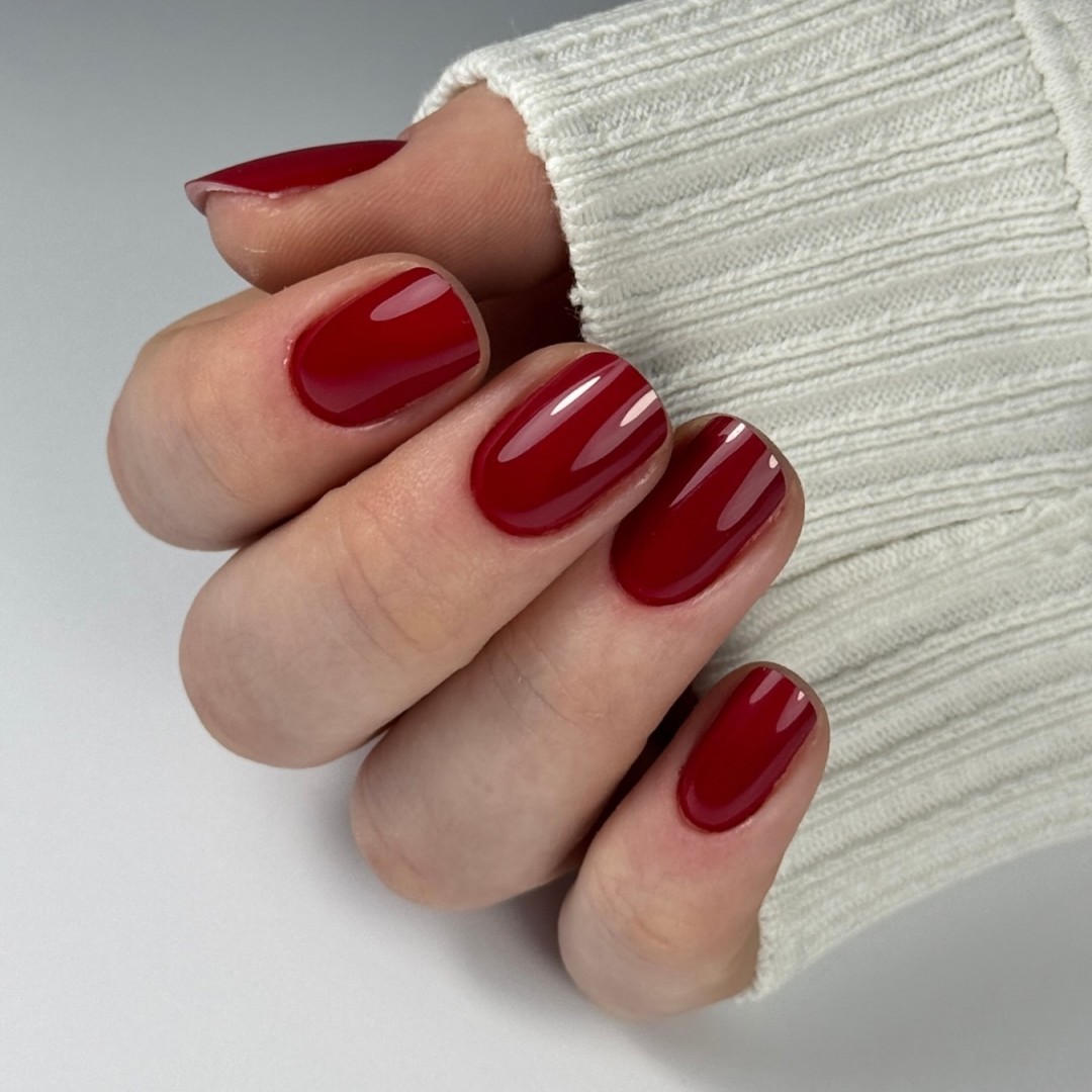 Gel Polish Bloody Red