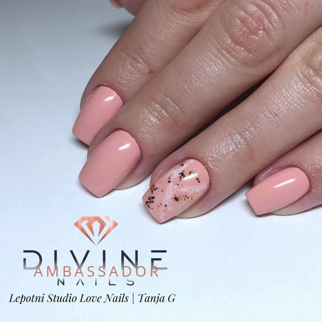 Gel Polish Naked Pink 