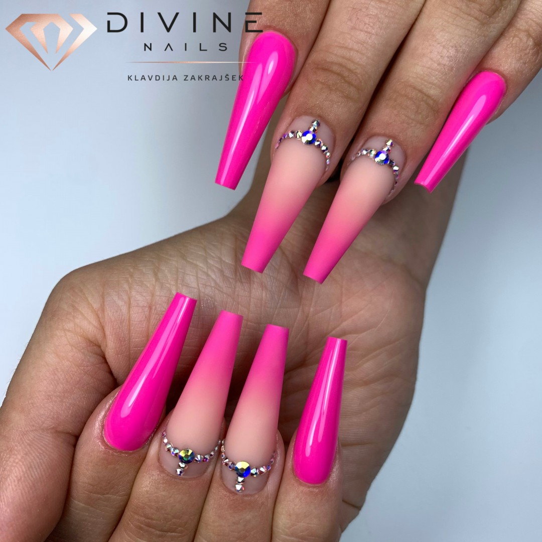 Gel Polish Fuchsia