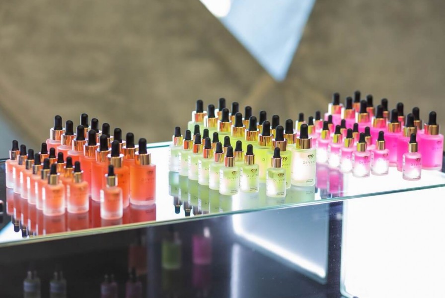 10% popust pri nakupu  nad 250€ ( popusti se ne seštevajo)